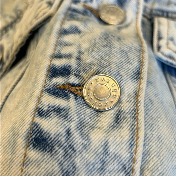 Refuge Denim Acid Wash Cropped Jean Jacket Frayed Hem Y2K 80s Blue Size S - Picture 3 of 6